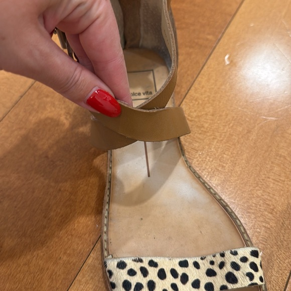 Dolce Vita Mixed Material Sandals - Picture 4 of 5